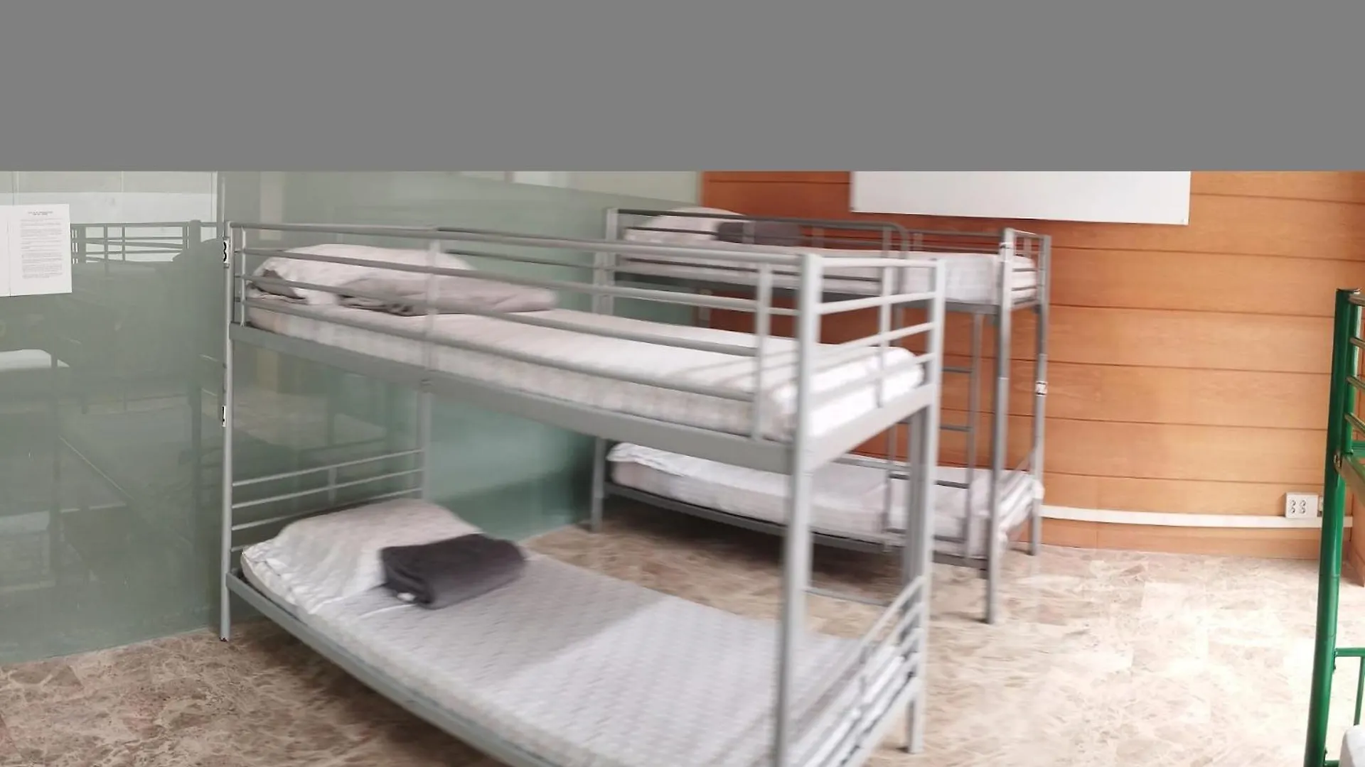 Hostel M Torres مدريد إسبانيا