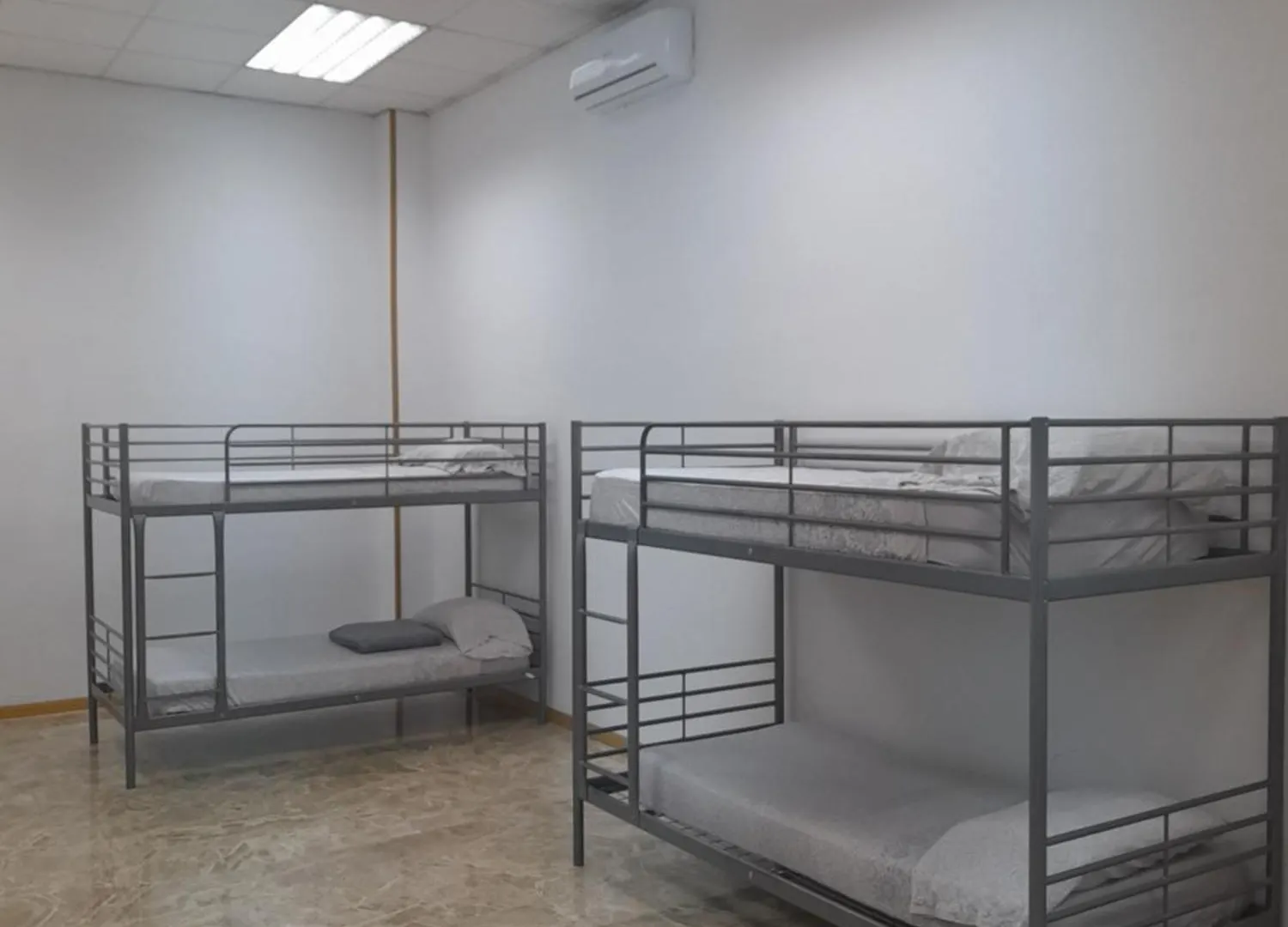Hostel M Torres Madrid